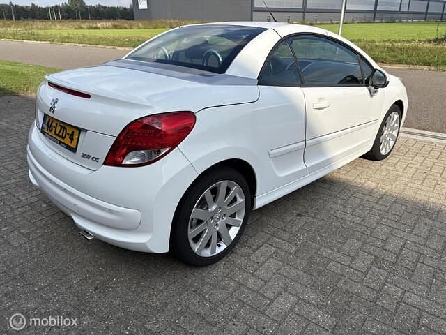 Occasion Peugeot 207 CC 120 PK (88 kW) 2010 Wit Cabriolet