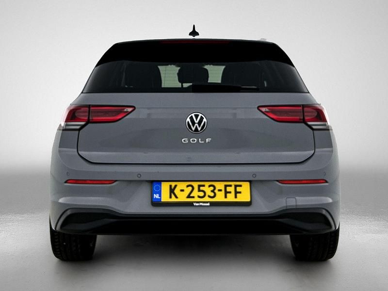 Occasion VW Golf VII Life 130 PK (95 kW) 2020 Grijs Hatchback