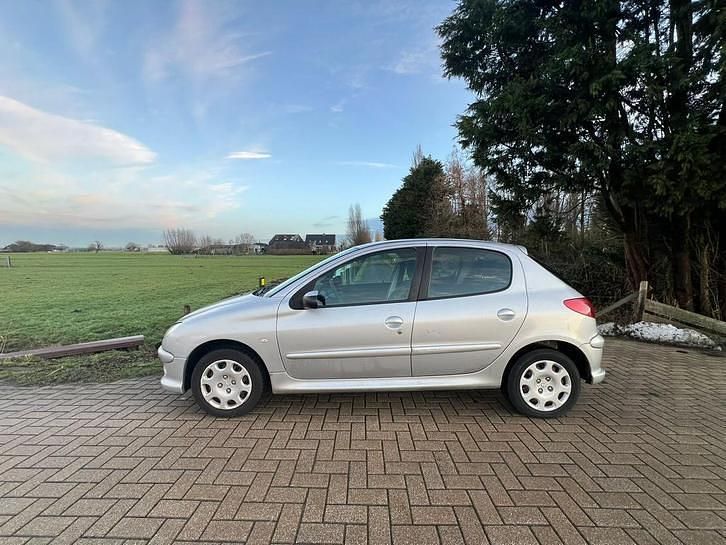 Occasion Peugeot 206 74 PK (54 kW) 2006