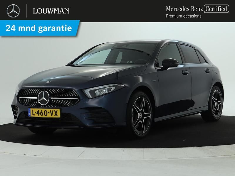 Blauw Gebruikt 2021 Mercedes A250 Business Hatchback | € 29.950 (Eerlijke prijs) - Afbeelding 1/4
