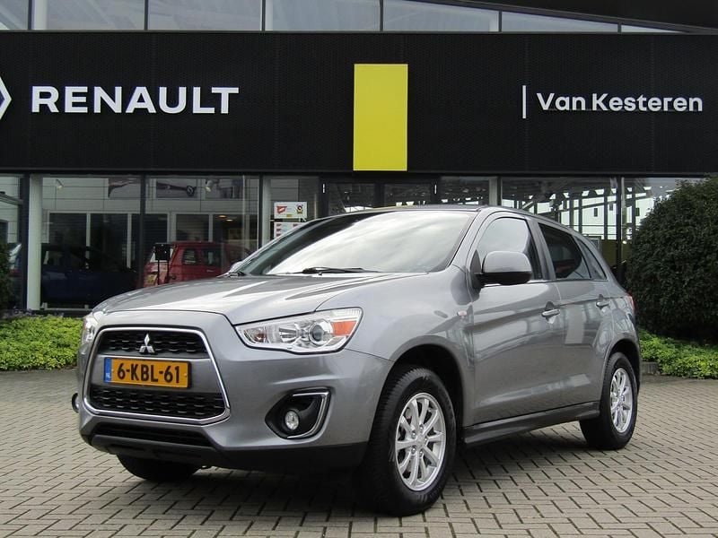 Grijs Gebruikt 2013 Mitsubishi ASX Invite SUV | € 8.945 (Eerlijke prijs) - Afbeelding 1/4
