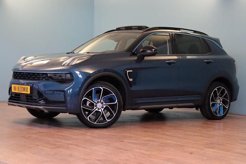 Blauw Gebruikt 2023 Lynk & Co 01 SUV | € 27.399 (Eerlijke prijs) - Afbeelding 1/1