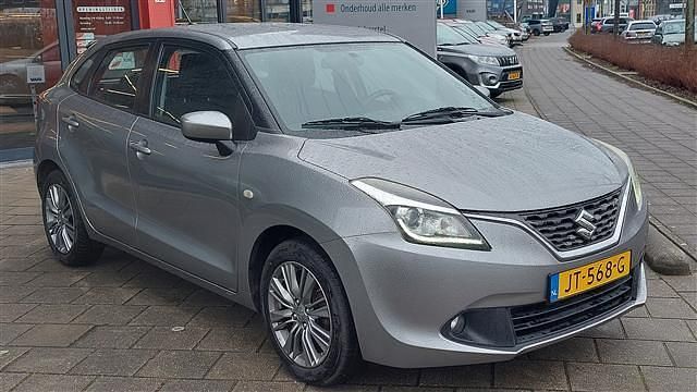 Occasion Suzuki Baleno Exclusive 90 PK (66 kW) 2016 Grijs (metallic) Hatchback