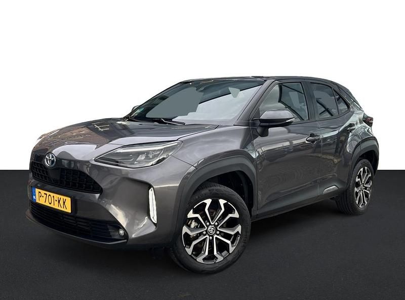 Grijs Gebruikt 2022 Toyota Yaris SUV | € 24.995 (Eerlijke prijs) - Afbeelding 1/4