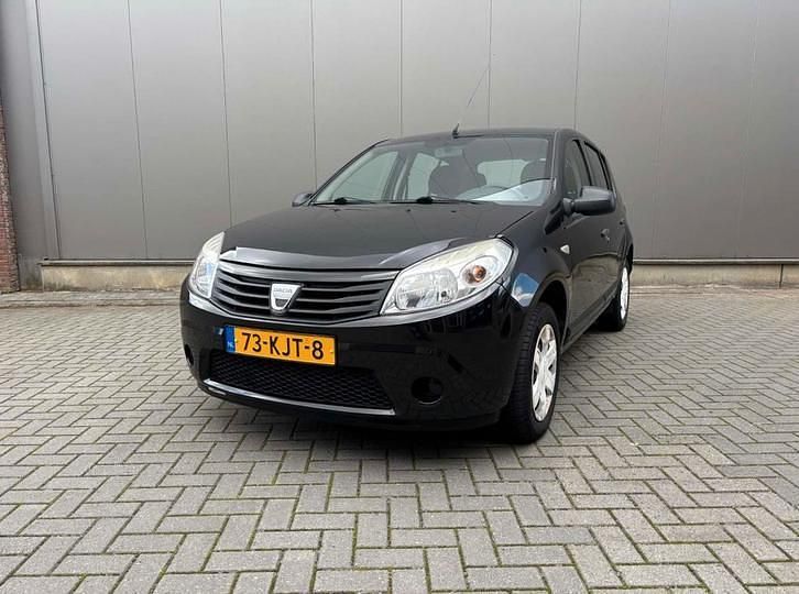 Occasion 2010 Dacia Sandero | € 1.450 (Eerlijke prijs) - Afbeelding 1/4