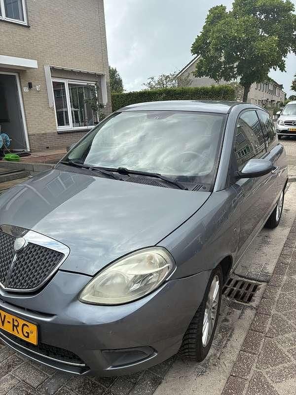 Afbeelding 2/4