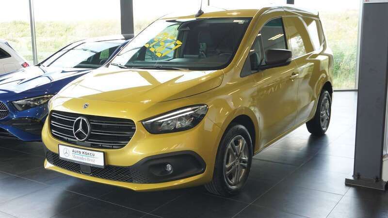 Geel Gebruikt 2023 Mercedes Citan 112 Van | € 22.950 (Eerlijke prijs) - Afbeelding 1/4