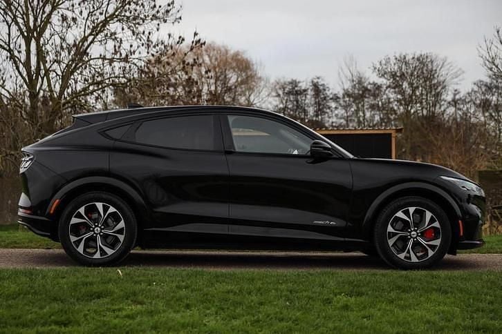 Occasion Ford Mustang Mach-E 275 kW (375 PK) 2021 Zwart SUV