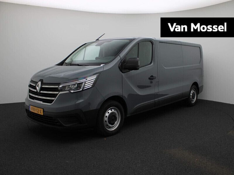 Grijs Gebruikt 2023 Renault Trafic Komfort Van | € 22.940 (Eerlijke prijs) - Afbeelding 1/4