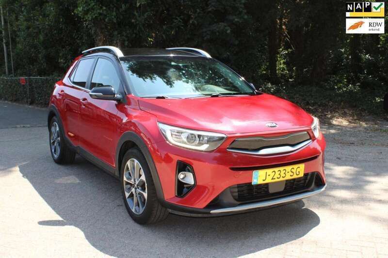 Rood Gebruikt 2019 Kia Stonic SUV | € 18.450 (Eerlijke prijs) - Afbeelding 1/4