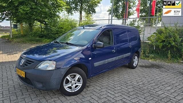 Blauw Gebruikt 2009 Dacia Logan Sedan | € 2.600 (Eerlijke prijs) - Afbeelding 1/4