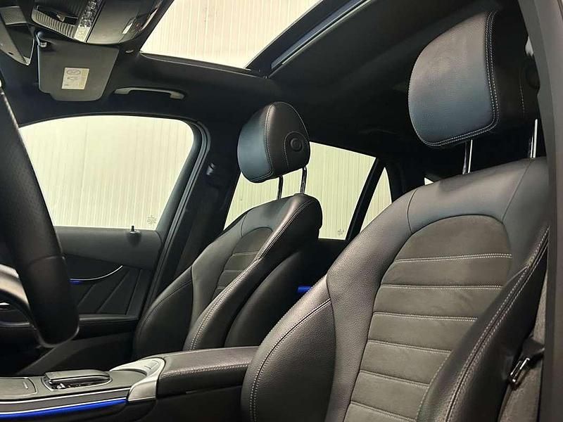 Occasion Mercedes GLC300e AMG 294 PK (216 kW) 2021 Zwart SUV