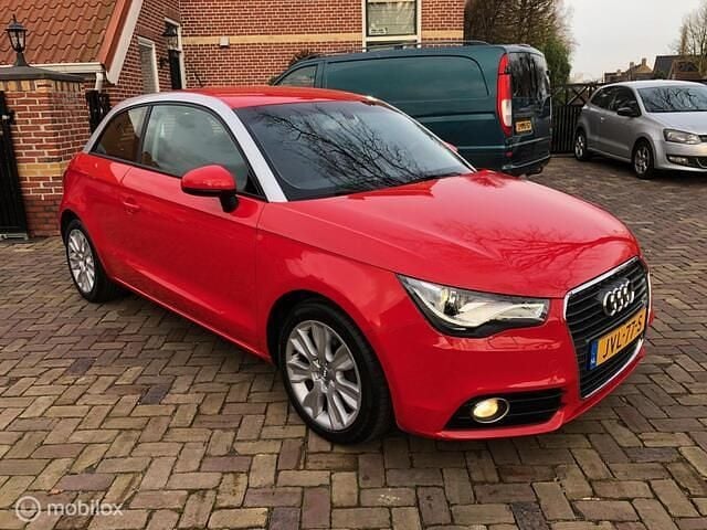 Occasion Audi A1 Attraction 123 PK (90 kW) 2010 Rood Hatchback
