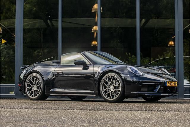 Zwart Gebruikt 2023 Porsche 911 Carrera Cabriolet Cabriolet | € 169.950 (Duur) - Afbeelding 1/4