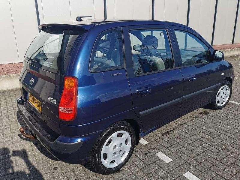 Blauw Gebruikt 2005 Hyundai Matrix Active MPV | € 1.500 (Eerlijke prijs) - Afbeelding 1/4