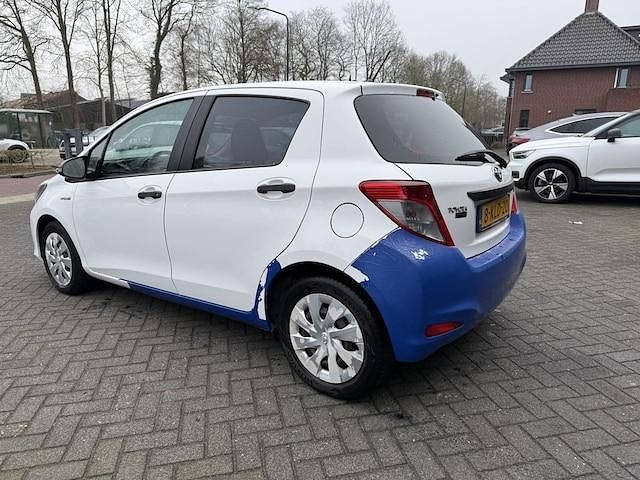 Occasion Toyota Yaris Comfort 75 PK (55 kW) 2013 Wit Hatchback