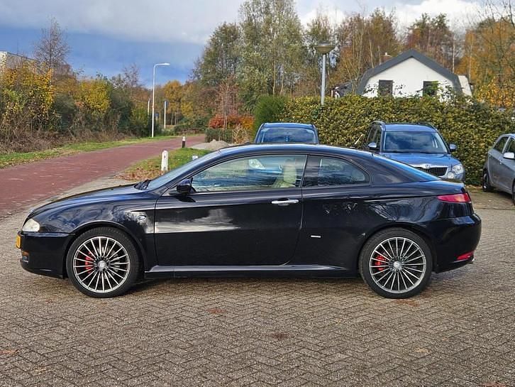 Occasion Alfa Romeo GT 140 PK (102 kW) 2007 Zwart Coupé