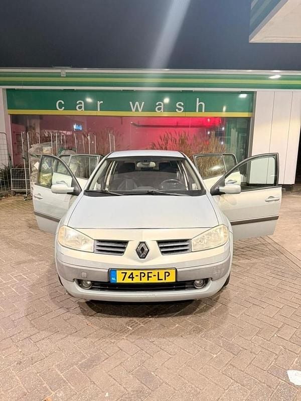 Occasion Renault Mégane II 113 PK (83 kW) 2004