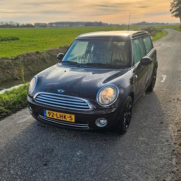 Gebruikt 2010 Mini Cooper Clubman Stationwagen | € 2.999 (Goede deal) - Afbeelding 1/4
