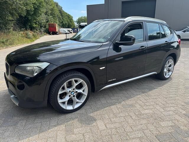 Zwart Gebruikt 2011 BMW X1 SUV | € 5.900 (Duur) - Afbeelding 1/4