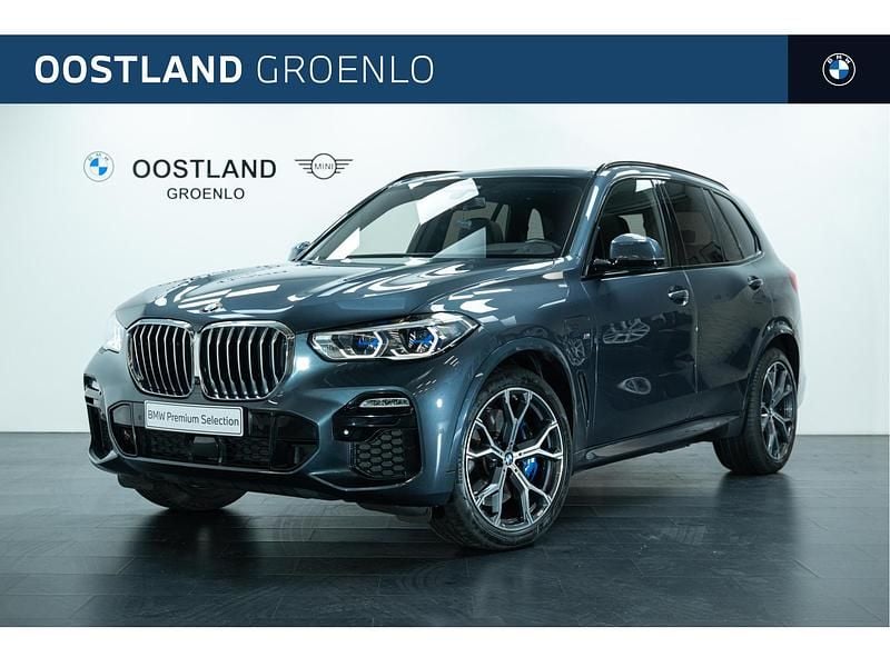 Grijs (metallic) Occasion 2022 BMW X5 Executive SUV | € 65.900 (Eerlijke prijs) - Afbeelding 1/4
