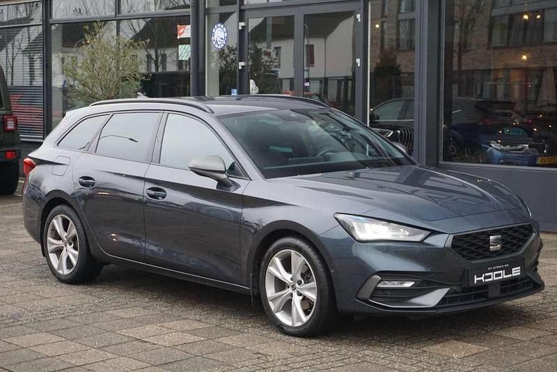 Grijs Gebruikt 2021 Seat Leon Business Stationwagen | € 20.980 (Super prijs) - Afbeelding 1/4