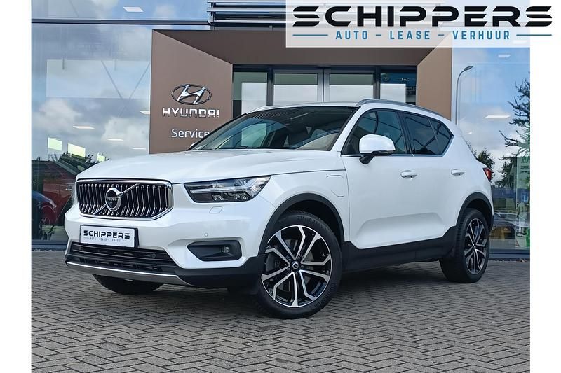 Wit Gebruikt 2021 Volvo XC40 Inscription SUV | € 31.900 (Super prijs) - Afbeelding 1/4