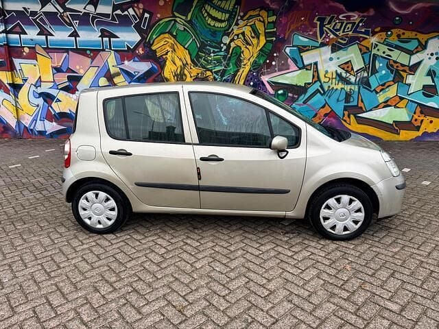 Occasion Renault Modus 98 PK (72 kW) 2007 Beige MPV
