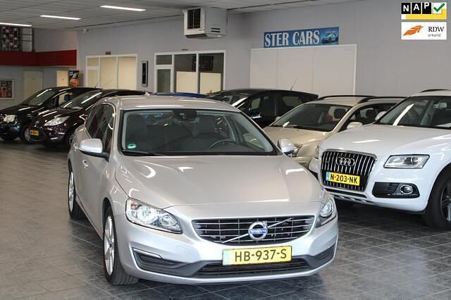 Occasion Volvo V60 Momentum 152 PK (111 kW) 2015 Grijs Stationwagen