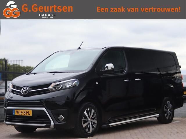 Zwart Gebruikt 2020 Toyota Proace Van | € 23.864 (Iets duurder) - Afbeelding 1/4