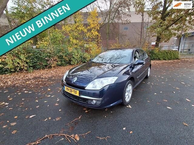 Blauw (metallic) Gebruikt 2008 Renault Laguna III Dynamique Hatchback | € 1.699 (Super prijs) - Afbeelding 1/4