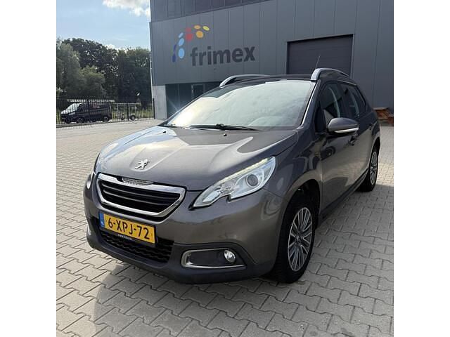 Grijs Gebruikt 2014 Peugeot 2008 Allure SUV | € 5.999 (Eerlijke prijs) - Afbeelding 1/4