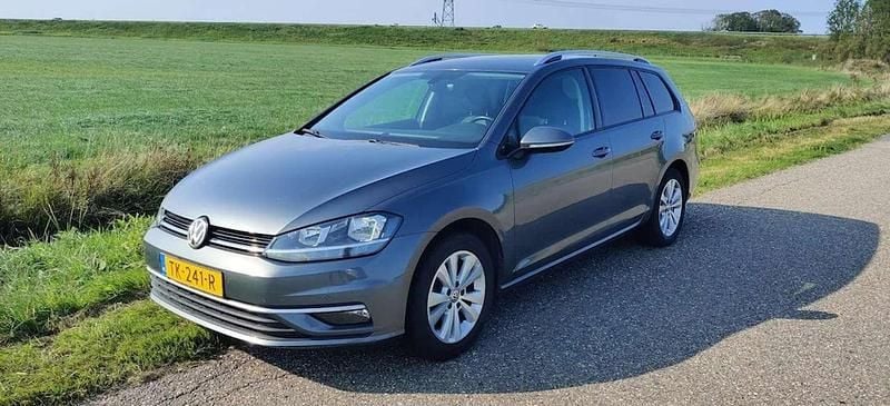 Grijs Gebruikt 2018 VW Golf VII Comfortline Stationwagen | € 9.950 (Goede deal) - Afbeelding 1/4
