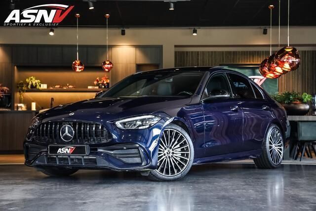 Blauw Gebruikt 2021 Mercedes C180 AMG line Sedan | € 41.495 (Duur) - Afbeelding 1/4