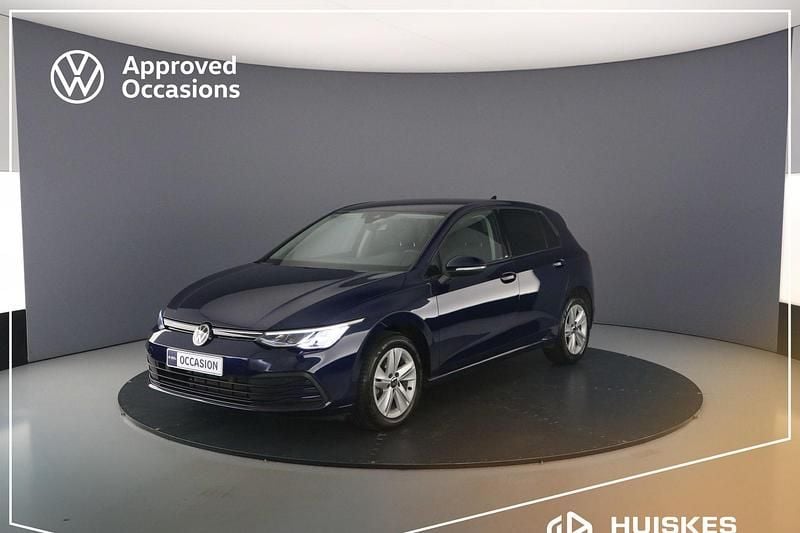 Blauw Gebruikt 2023 VW Golf VIII Business Hatchback | € 28.000 (Goede deal) - Afbeelding 1/4