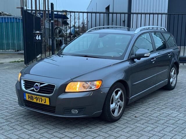 Occasion Volvo V50 Momentum 114 PK (83 kW) 2011 Grijs Stationwagen