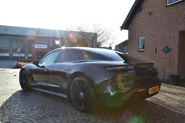 Occasion Porsche Taycan Performance Package 400 kW (544 PK) 2021 Zwart Sedan