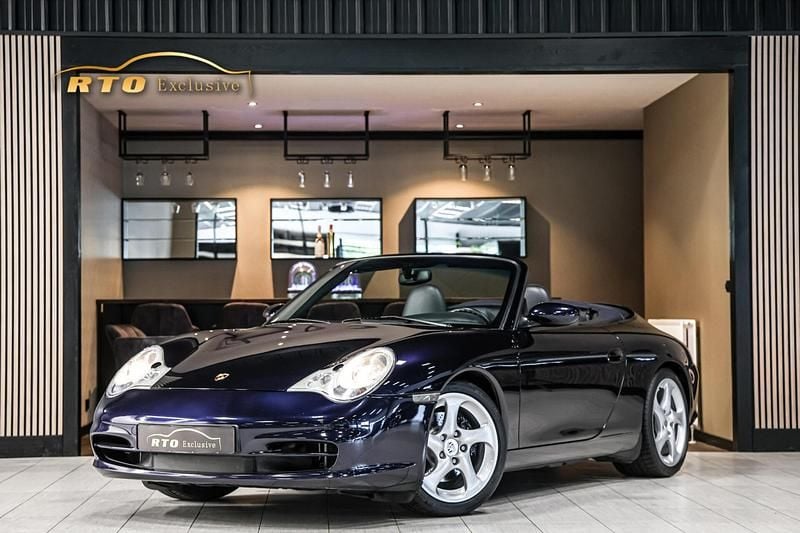 Blauw, metallic lak Occasion 2003 Porsche 911 Carrera Cabriolet Cabriolet | € 39.000 (Eerlijke prijs) - Afbeelding 1/4