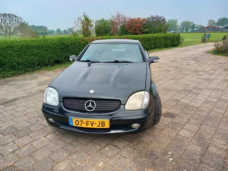 Gebruikt 2000 Mercedes SLK200 Cabriolet | € 3.350 (Eerlijke prijs) - Afbeelding 1/4