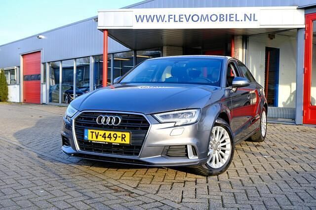 Occasion Audi A3 Sport 116 PK (85 kW) 2018 Grijs Sedan