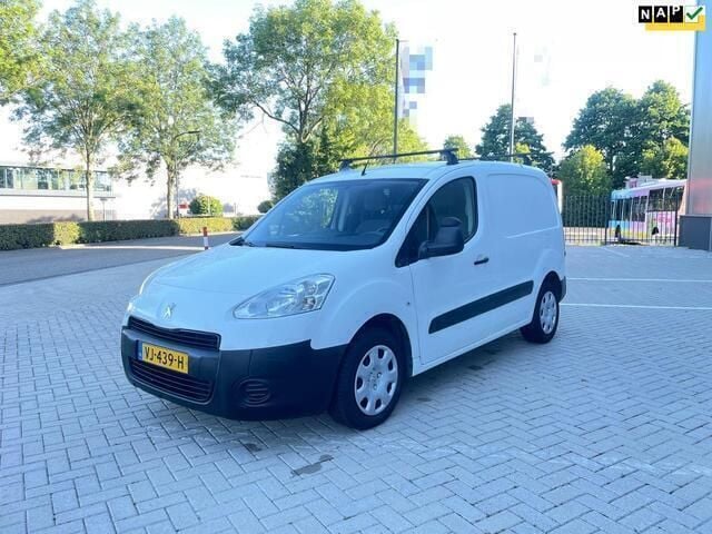 Wit Gebruikt 2014 Peugeot Partner MPV | € 3.850 (Eerlijke prijs) - Afbeelding 1/4