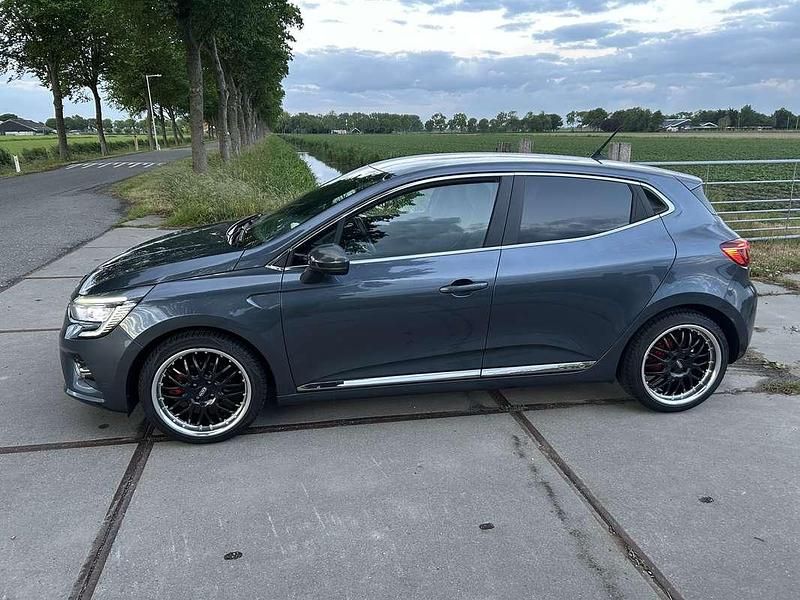 Occasion Renault Clio V Intens 101 PK (74 kW) 2020 Grijs Hatchback