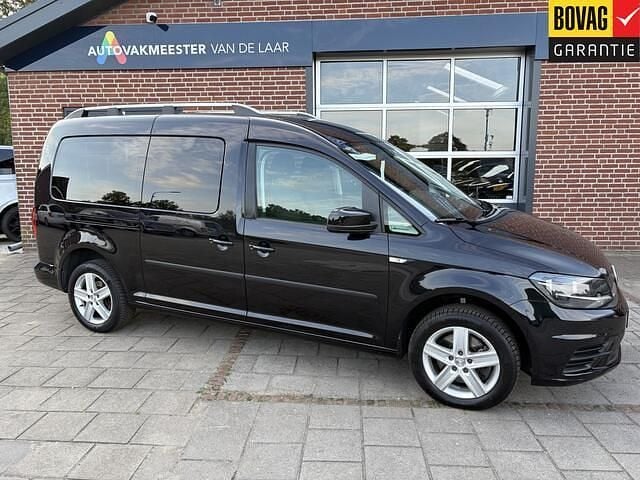 Zwart Gebruikt 2018 VW Caddy Maxi Trendline MPV | € 22.700 (Eerlijke prijs) - Afbeelding 1/4