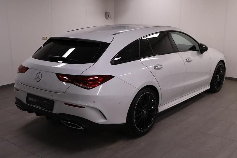 Occasion Mercedes CLA200 Shooting Brake AMG line 2022 Wit Stationwagen