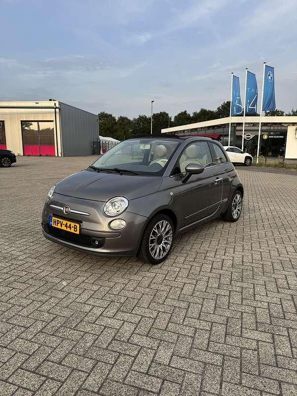 Grijs Gebruikt 2011 Fiat 500 Lounge Hatchback | € 4.699 (Goede deal) - Afbeelding 1/4