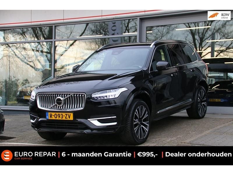 Zwart Occasion 2023 Volvo XC90 Plus SUV | € 50.995 (Super prijs) - Afbeelding 1/4