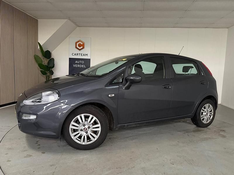 Occasion Fiat Punto Lounge 101 PK (74 kW) 2017 Grijs Hatchback