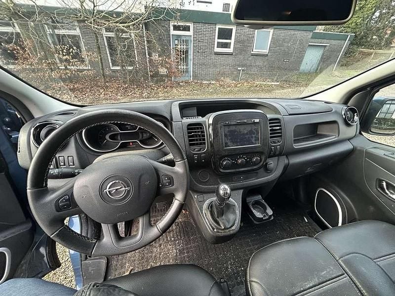 Occasion Opel Vivaro Sport 140 PK (102 kW) 2016 Blauw MPV