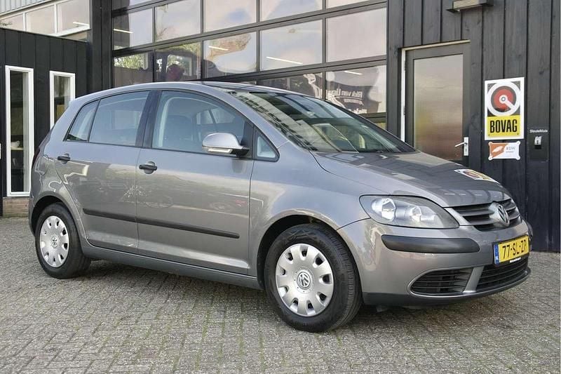 Grijs, metallic lak Gebruikt 2006 VW Golf Plus MPV | € 6.499 (Duur) - Afbeelding 1/4