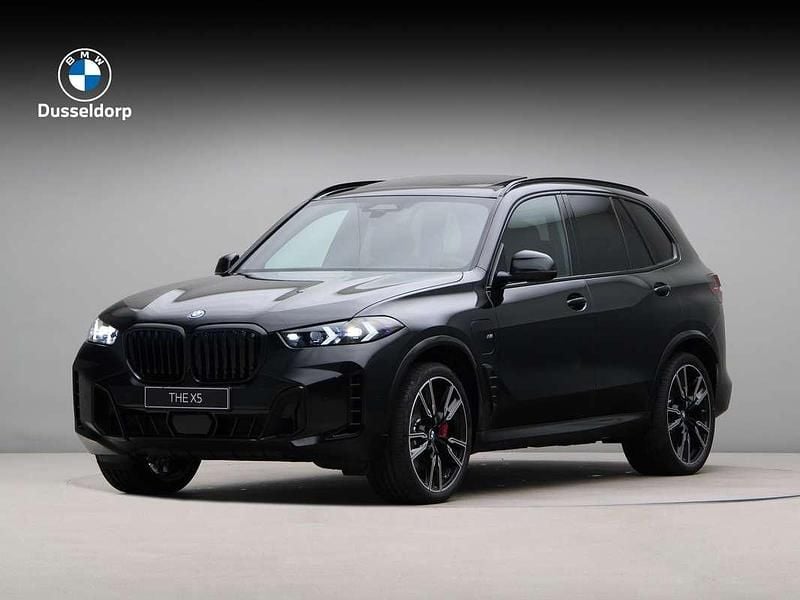 Zwart Nieuw 2025 BMW X5 M Sport SUV | € 136.534 (Iets duurder) - Afbeelding 1/4
